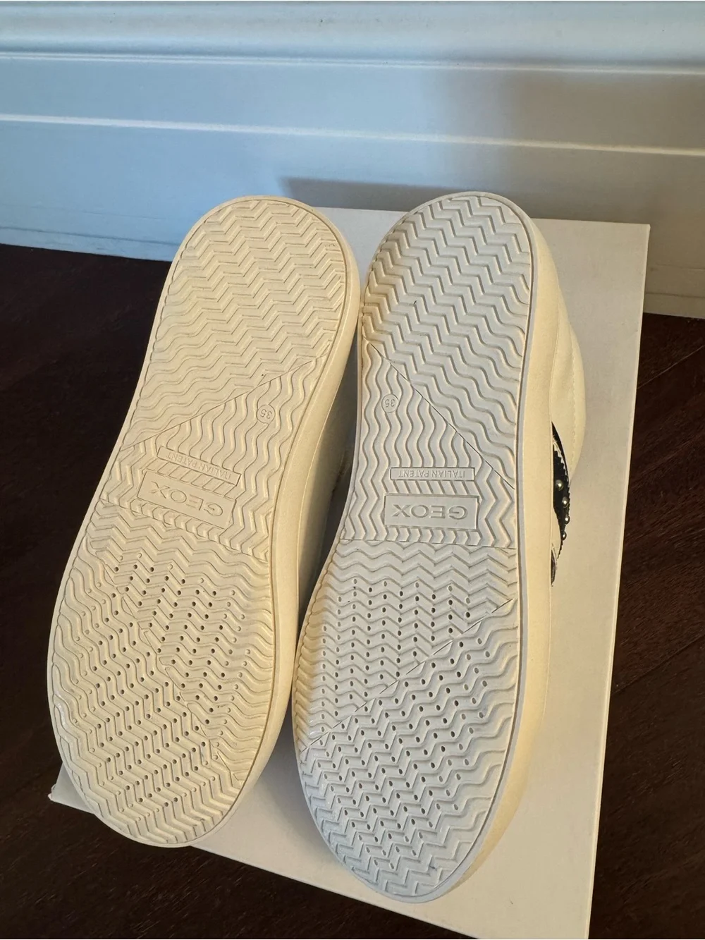 Geox White Sneakers with Navy Stripe Accent